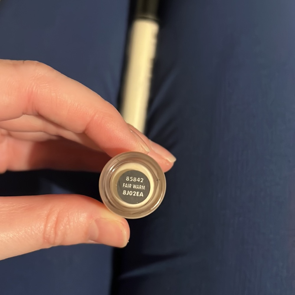Contour concealer - Picture 4 of 5